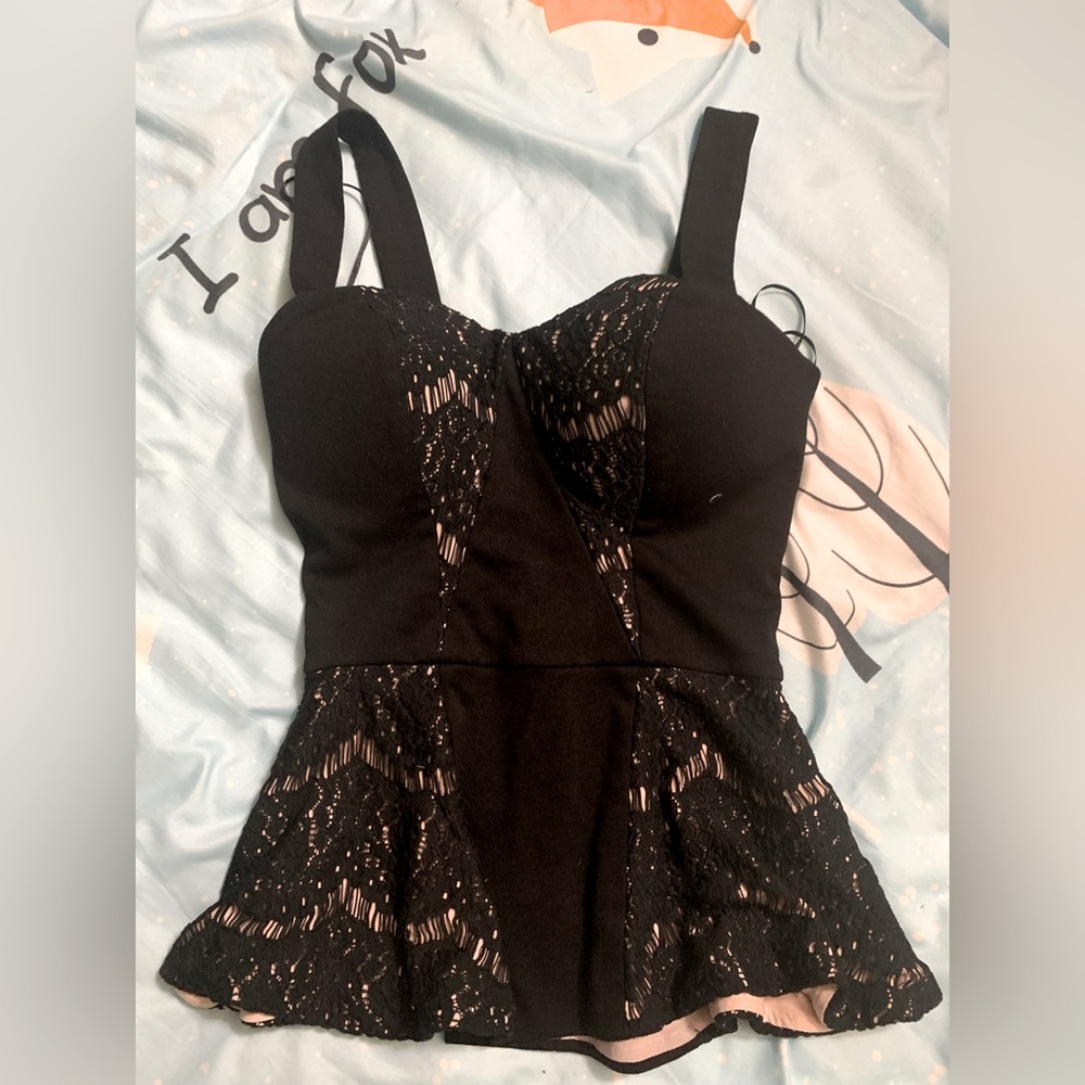 NWOT GUESS Black top